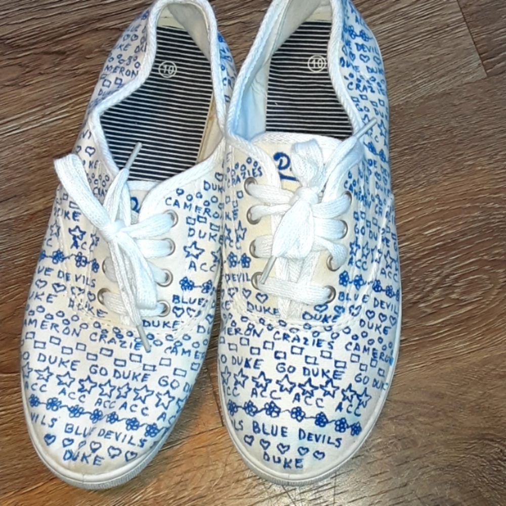 Duke college shoes size 10